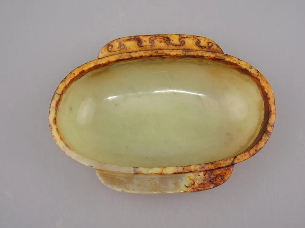 ▲隋唐时期的玛瑙羽觞(陕西省博物馆藏)