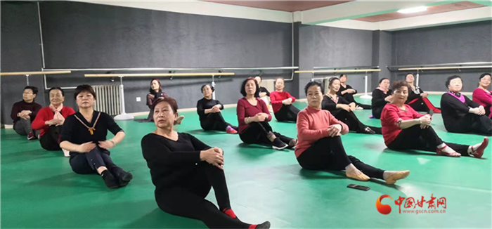 兰州市正宁路社区：邀专业院团建共享课堂 优质文化资源向居民开放